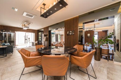Rooms & Restaurant Matanovi Dvori Sukošan Buitenkant foto
