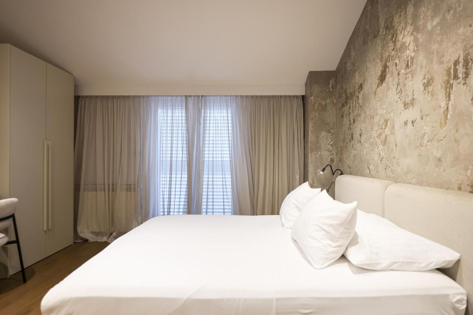 Rooms & Restaurant Matanovi Dvori Sukošan Buitenkant foto